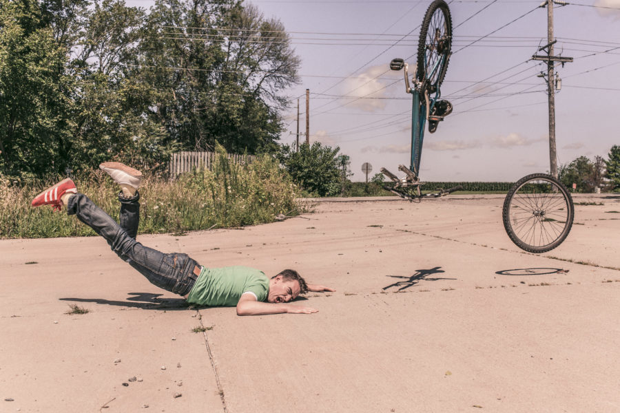 bike-crash-royalty-free-hd-stock-photo-and-image-gratisography